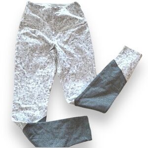 NWOT LYSSE LEGGINGS high waist yoga pants workout white grey gray XS
